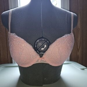 Gilly Hicks 34C bra Push Up Plunge.